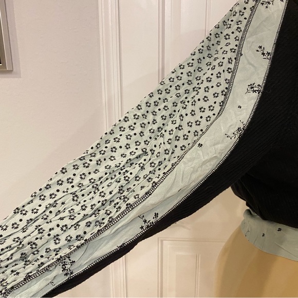 Free People Auxton Wrap Around Oversized Top - Picture 9 of 12